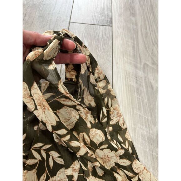 Brannan floral ruched cold shoulder blouse size XS - Picture 5 of 11